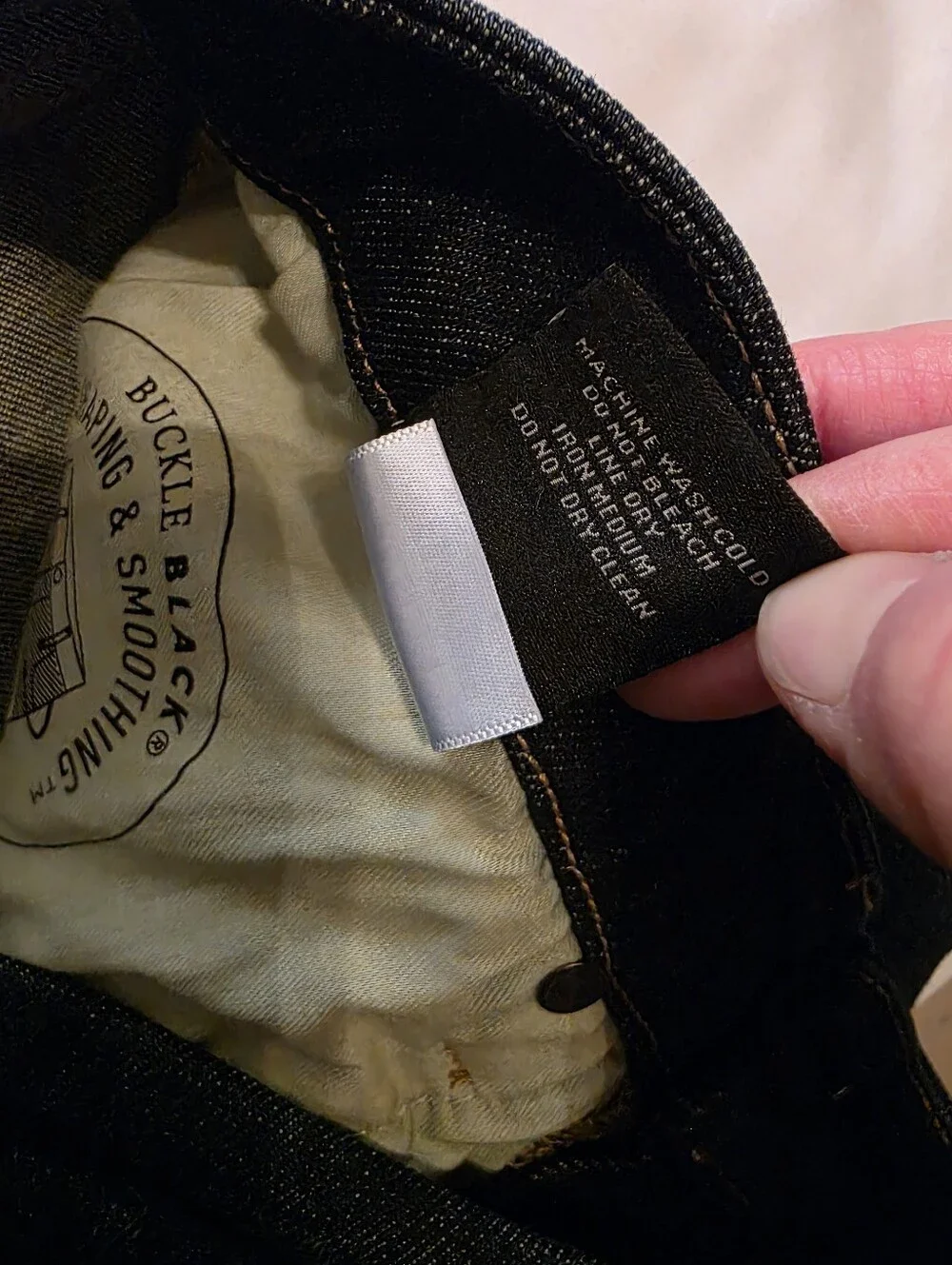Buckle Black Fit No. 75 Flare Like New Jeans Size 31x34